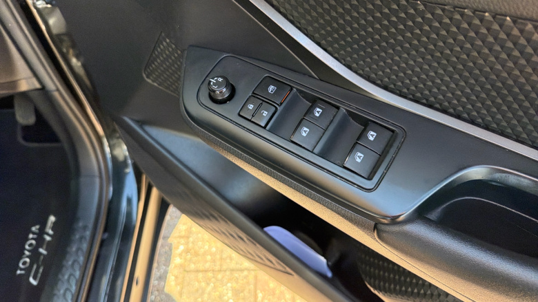 Toyota C-HR 1.8 Hybrid Icon 5dr CVT Hybrid Hatchback